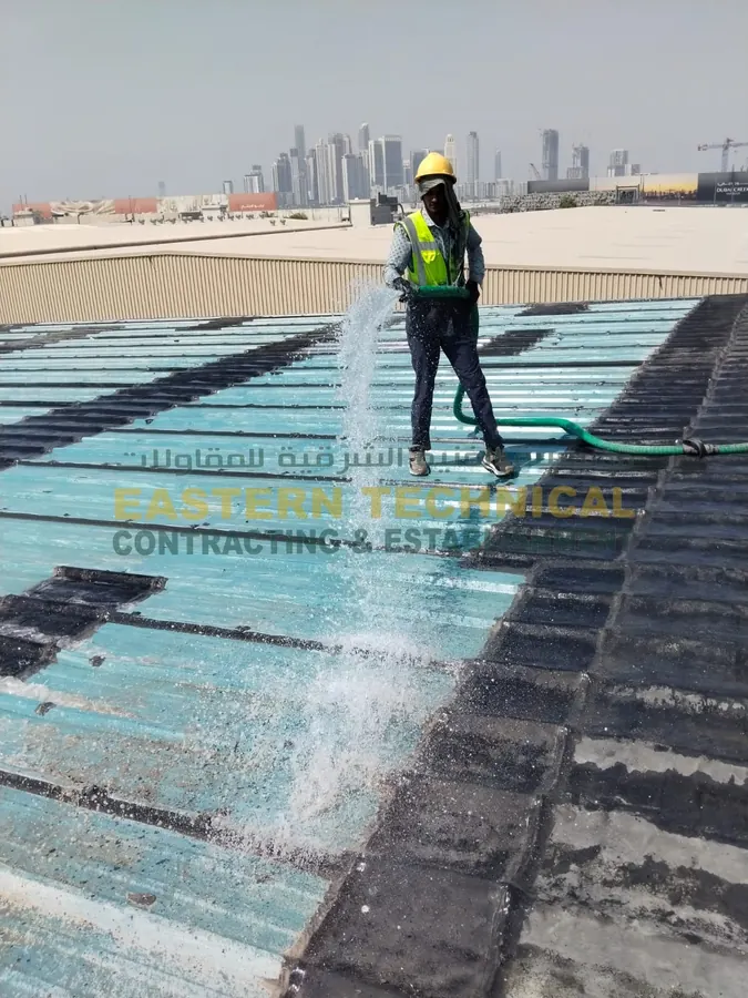 أكوا كول السعودية المحدودة - إصلاح تسربات السقف المعدني في الدمام - أعمال EPDM من ETCE، صورة 1 من 3