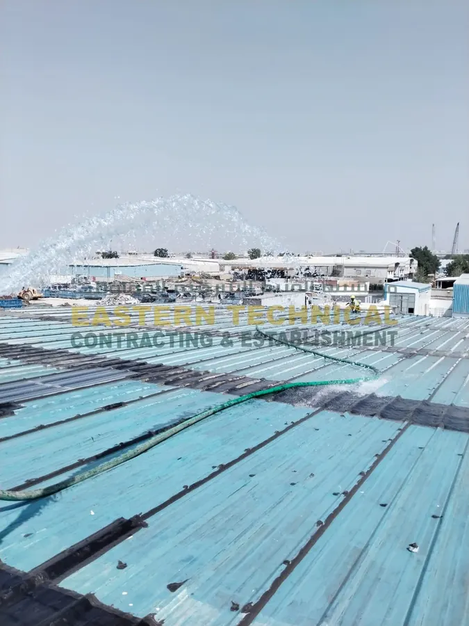 أكوا كول السعودية المحدودة - إصلاح تسربات السقف المعدني في الدمام - أعمال EPDM من ETCE، صورة 2 من 3