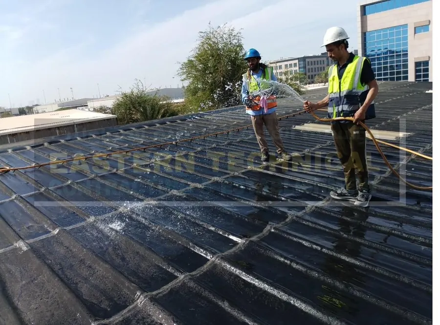 الزامل للبلاستيك - عزل سطح المصنع في الدمام - أعمال EPDM من ETCE، صورة 2 من 3